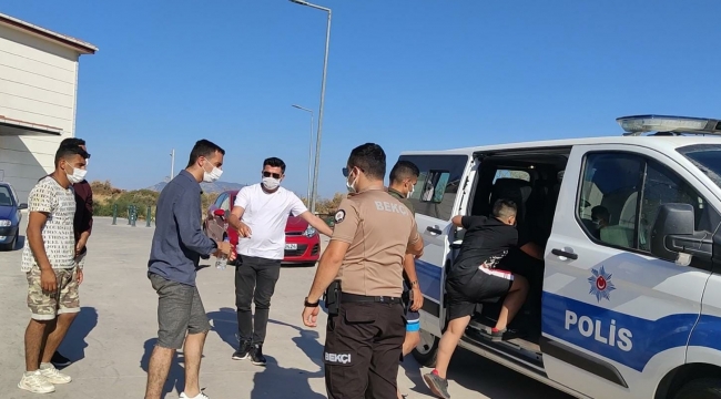 Datça'da 6 düzensiz göçmen yakalandı